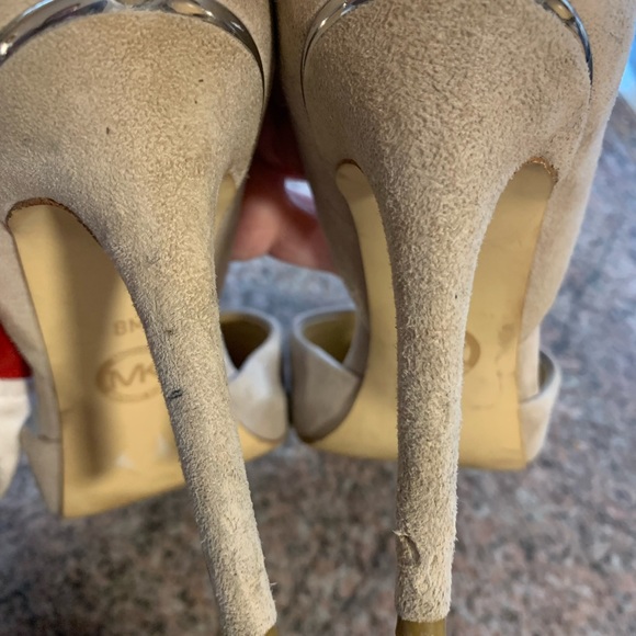 Michael Michael Kors woman’s heels size 8 - Picture 7 of 13